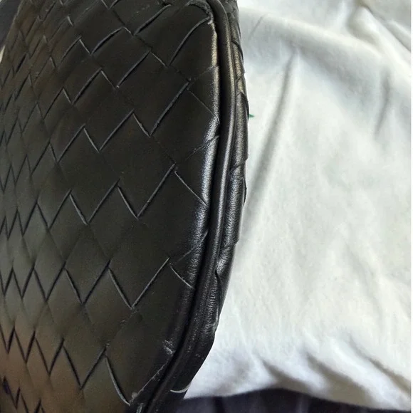 Bottega Veneta Intrecciato Black Leather Crossbody Messenger Bag Silver Hardware - Picture 3 of 9